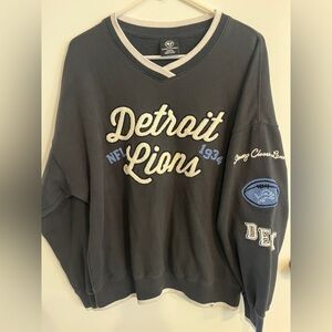 Women’s size medium oversized 47 Stoney Lane Clover Detroit Lions Sweatshirt